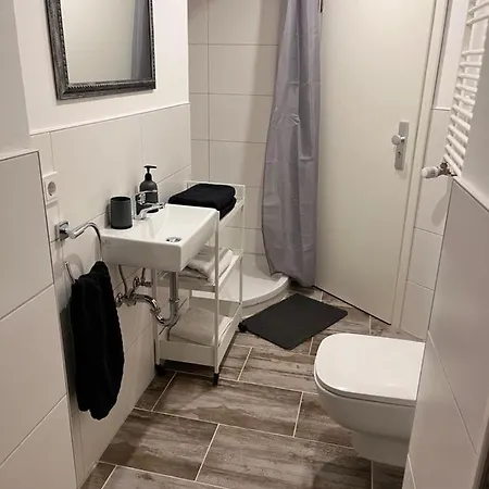 Apartment Gemuetliche Monteurwohnung,ferienwohnung Noerten-Hardenberg